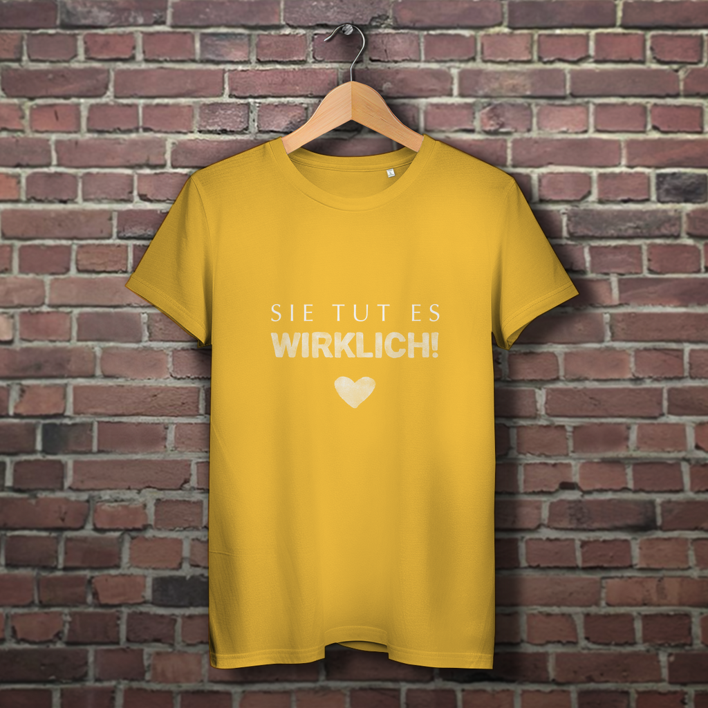 Sie tut es wirklich! / »Die Liebe ist Wahnsinn…« – JGA Premium Bio T-Shirt für Team Braut