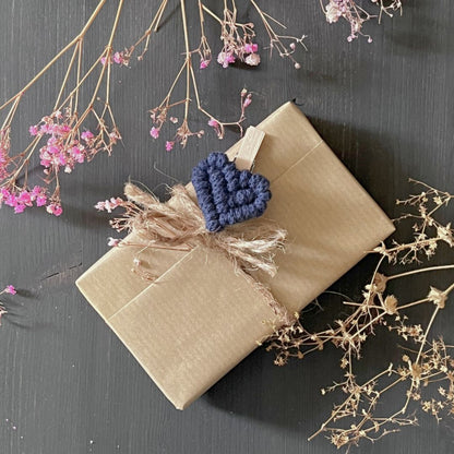 Makramee Herz-Klammer