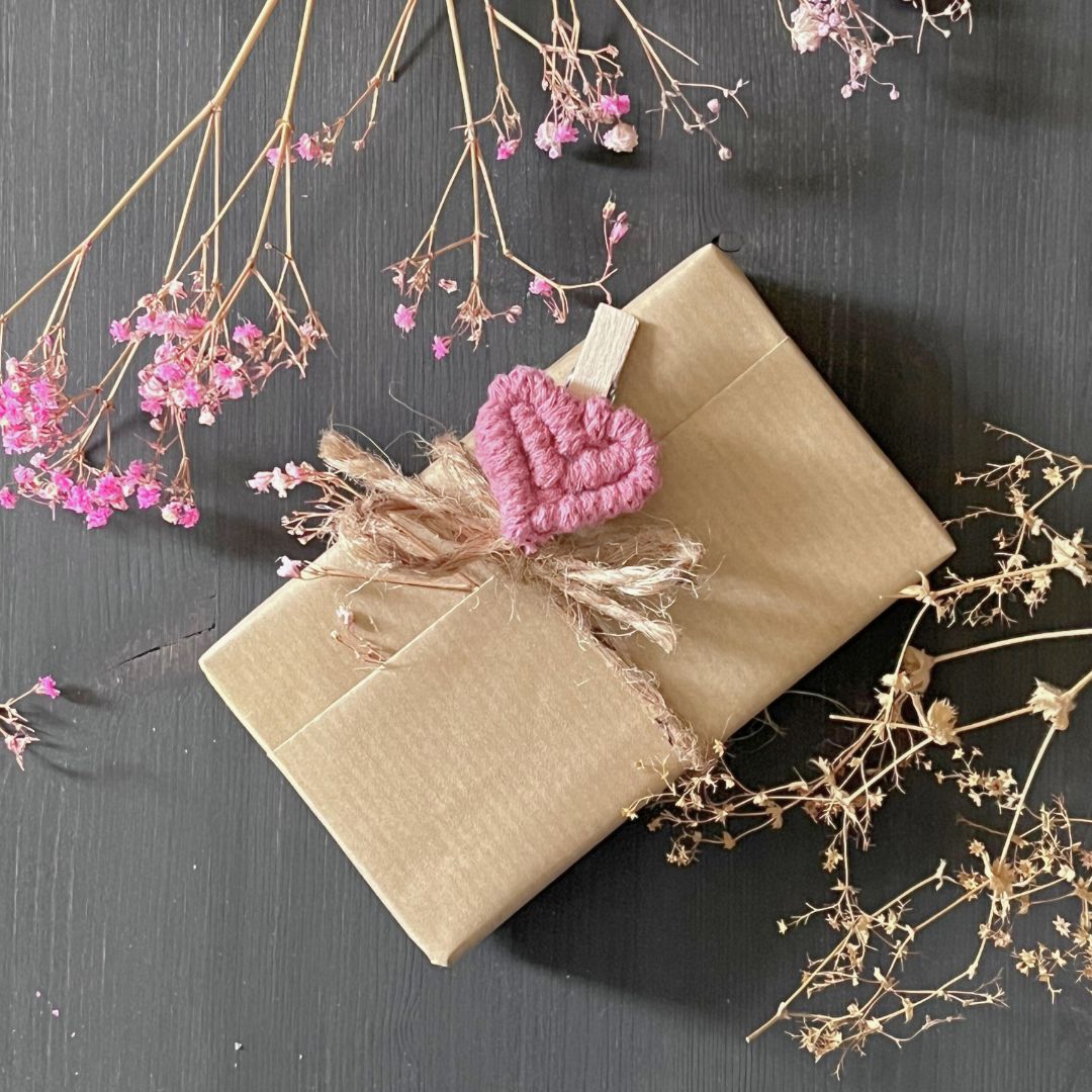 Makramee Herz-Klammer