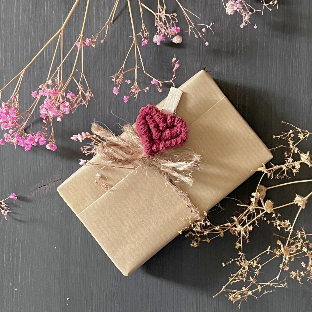 Makramee Herz-Klammer