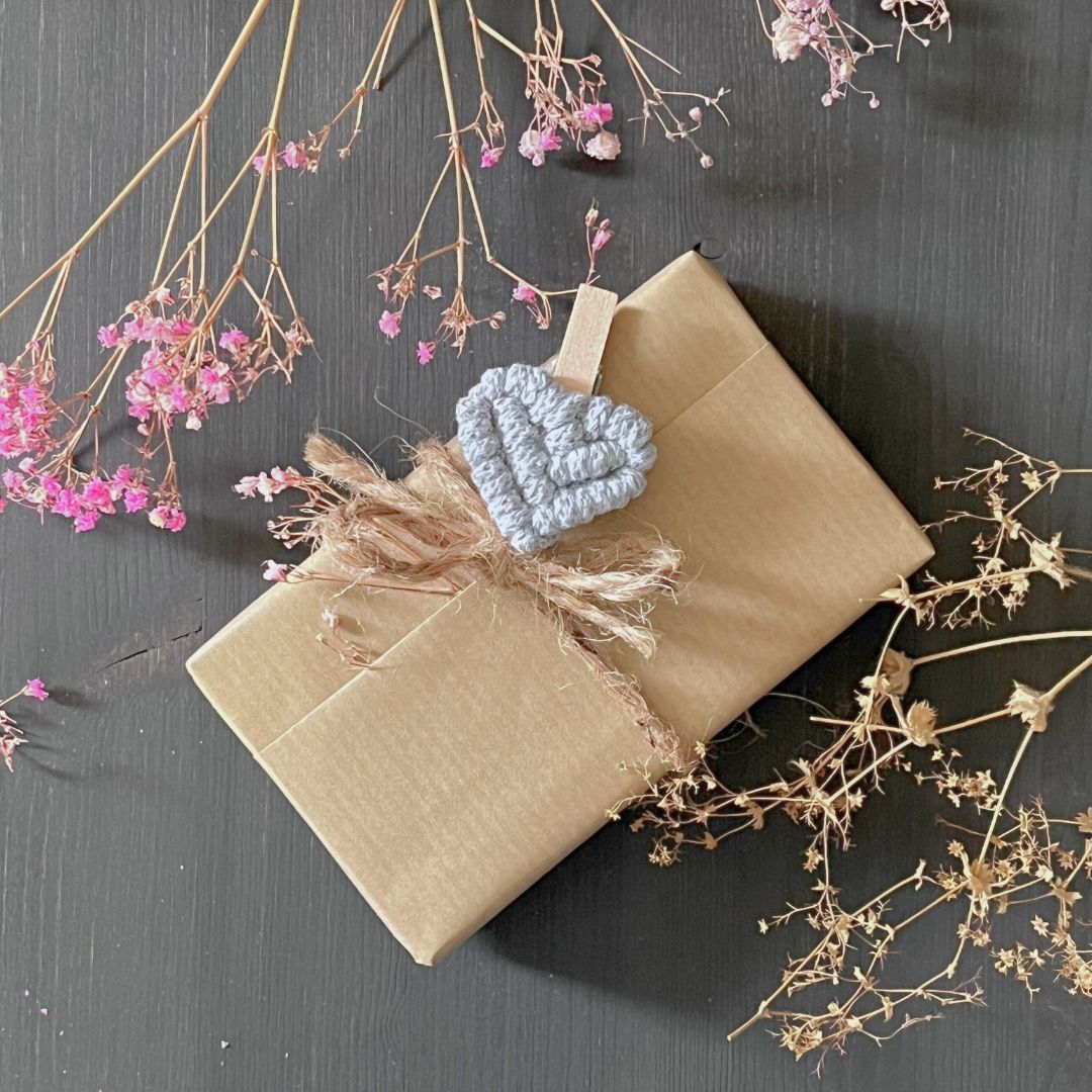 Makramee Herz-Klammer